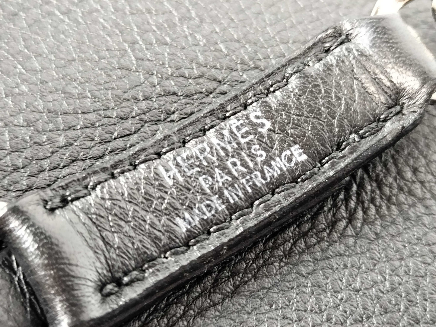 HERMES Trim 31 □B Taurillon Silver Hardware Tote Bag