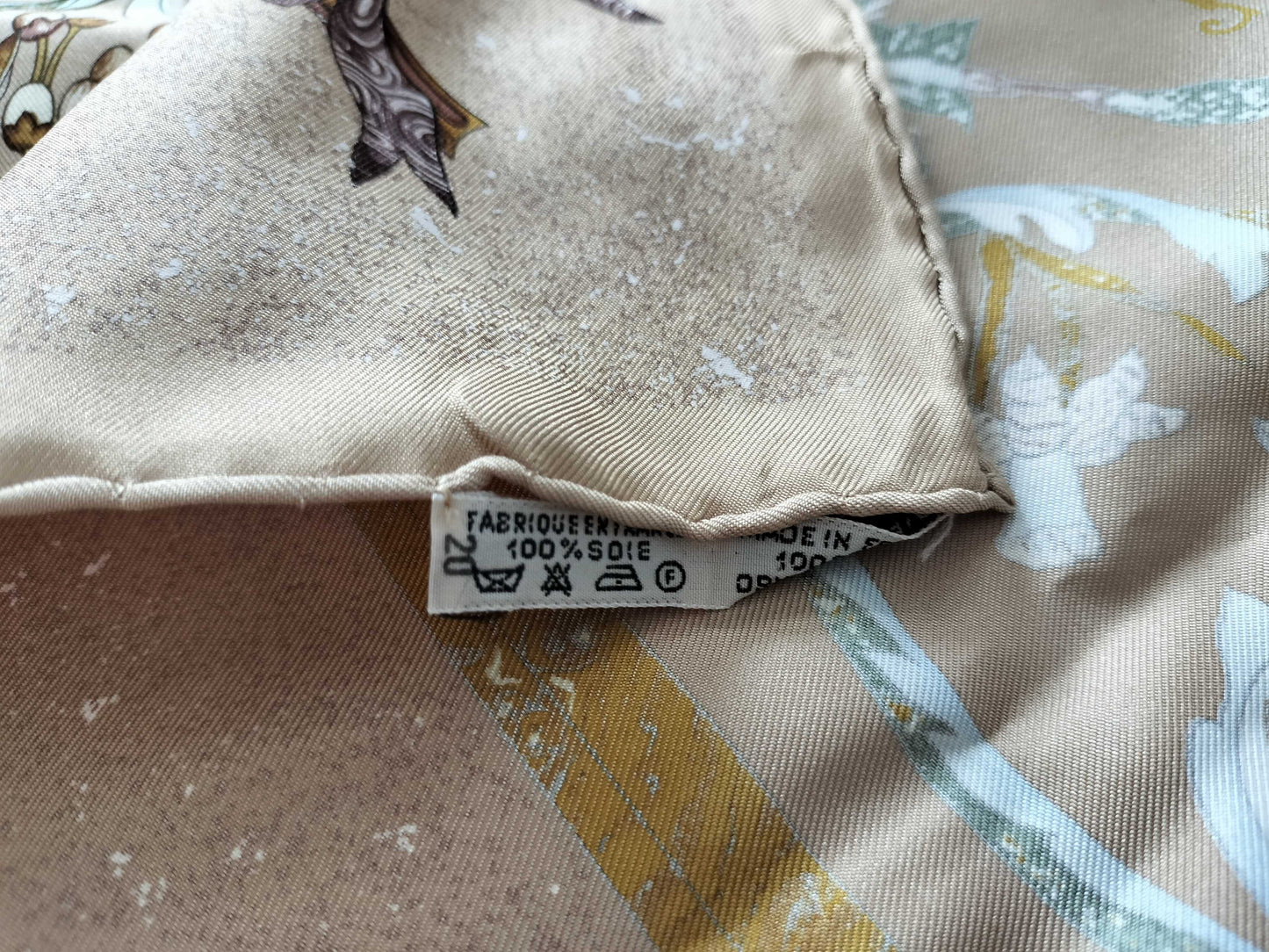 HERMES Carré 90 Scarf with Eastern Stones and Western Stonework