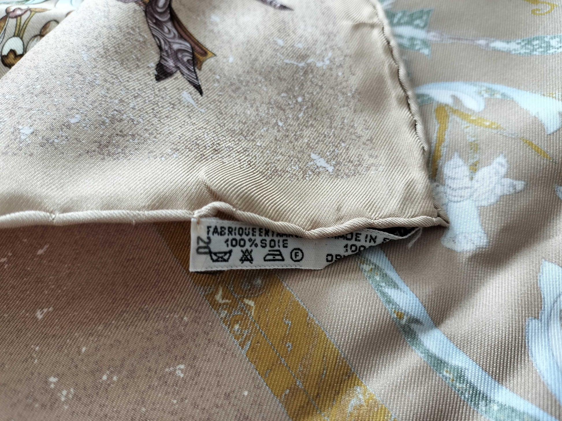 HERMES Carré 90 Scarf with Eastern Stones and Western Stonework