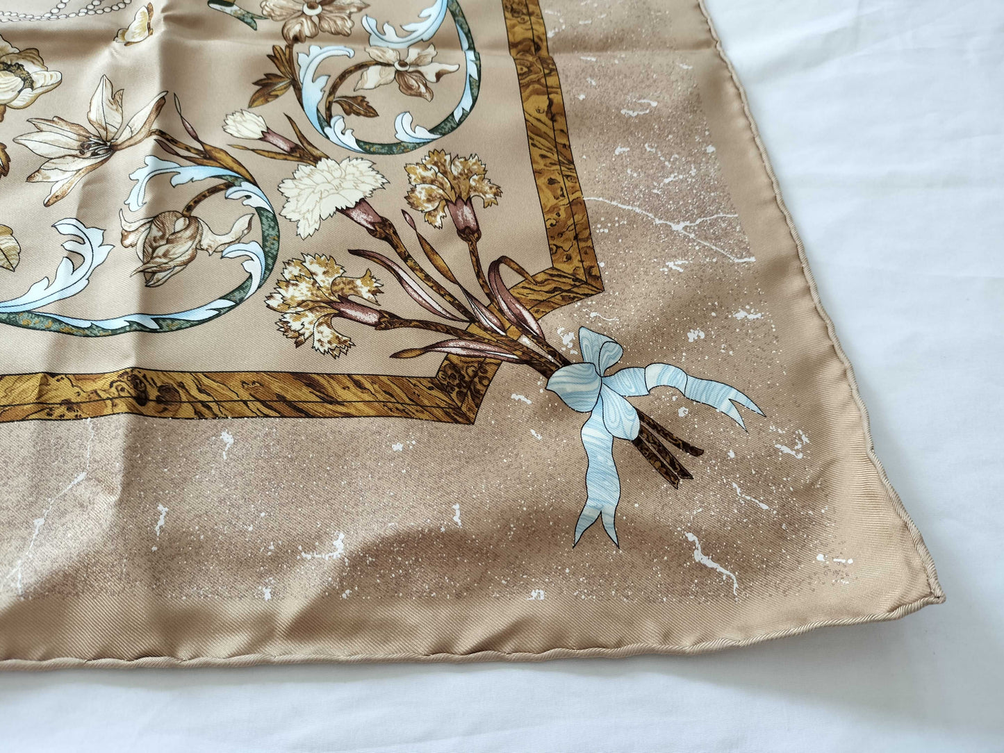 HERMES Carré 90 Scarf with Eastern Stones and Western Stonework