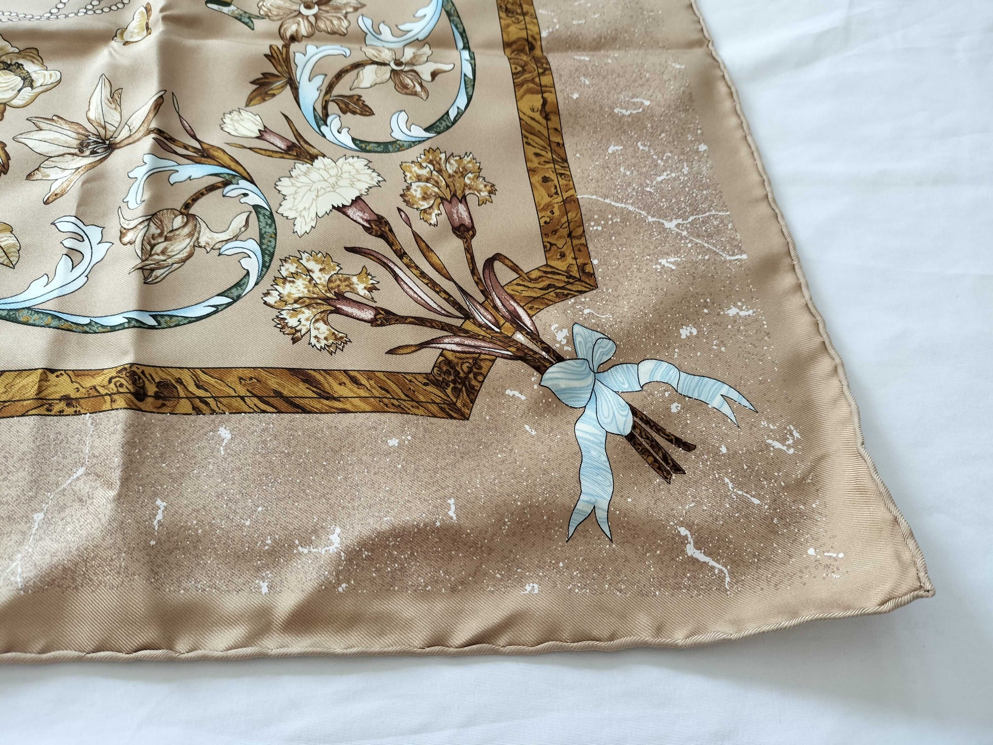 HERMES Carré 90 Scarf with Eastern Stones and Western Stonework