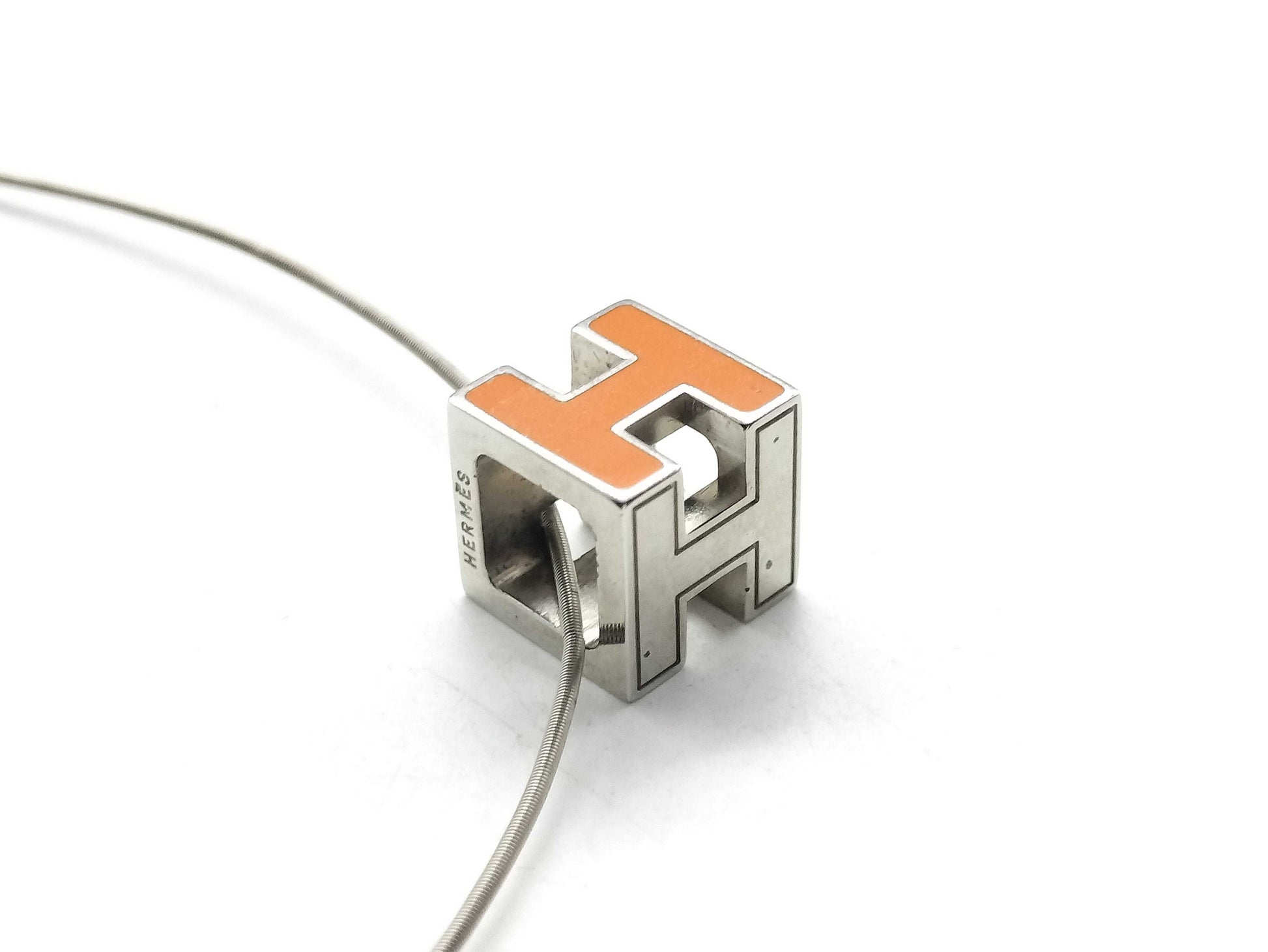 HERMES Necklace, Cage d'Ash H Cube Necklace