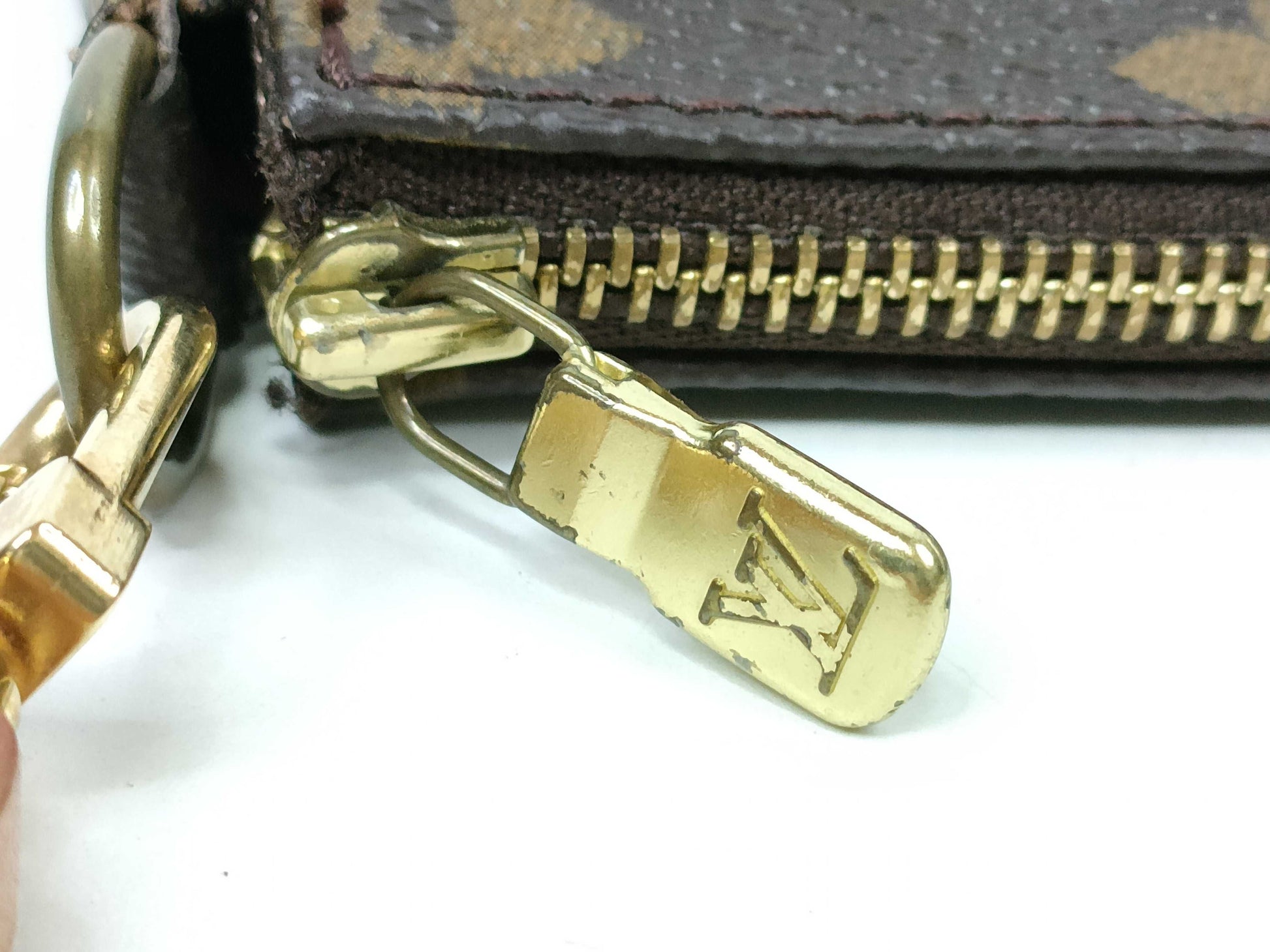 LOUIS VUITTON M51980 Monogram Accessoires Pouch