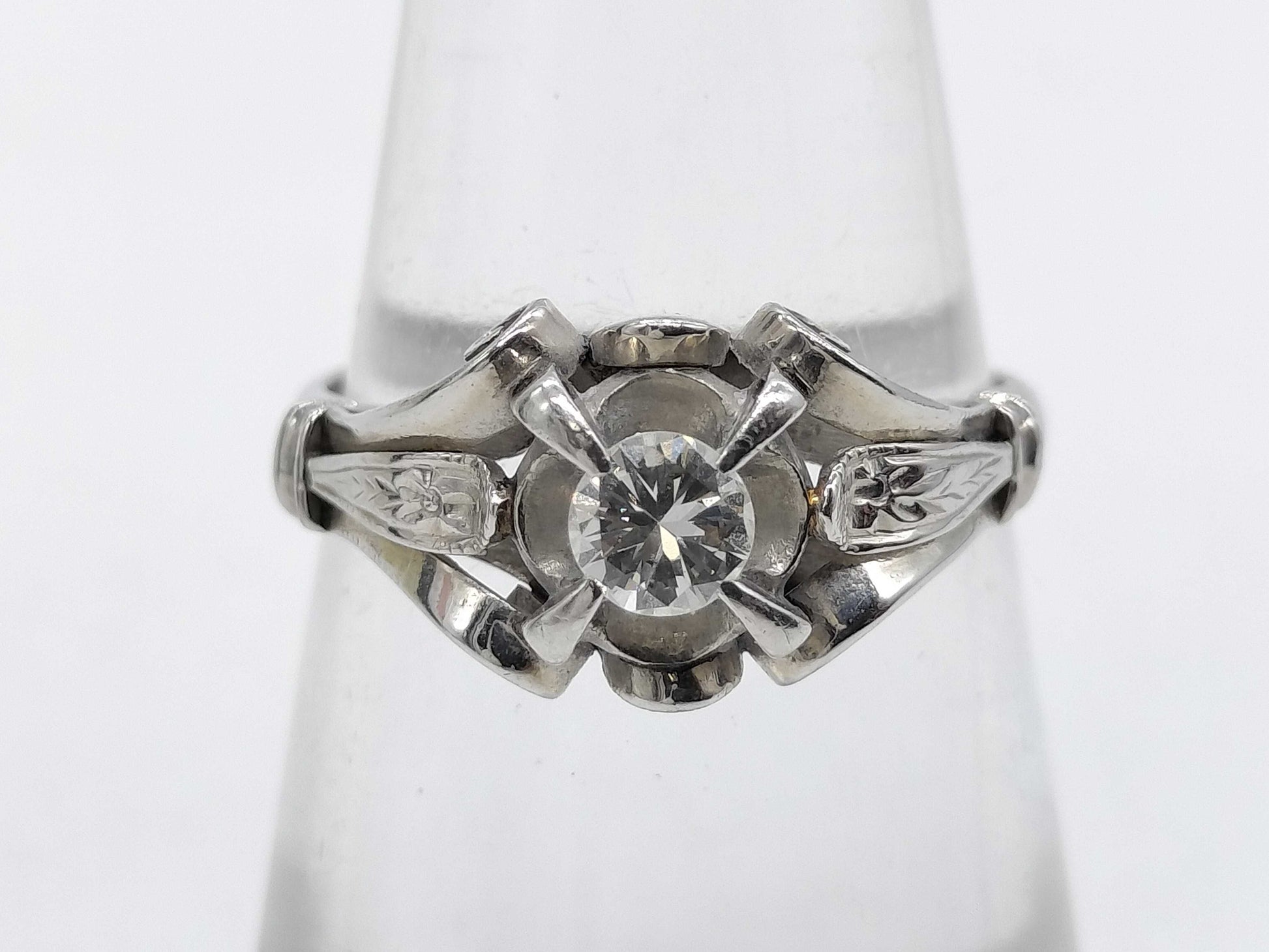 D0.20ct Pm 3.2g Ring 
