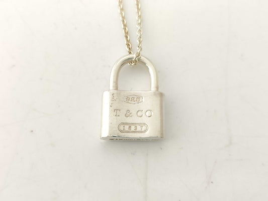 Tiffany & Co. Cadena Necklace Necklace