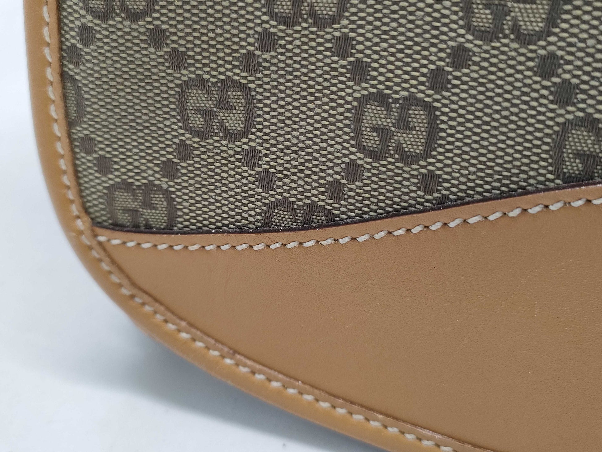 GUCCI GG Canvas 001.2855.1625.0 / Moderate deterioration / Shoulder bag