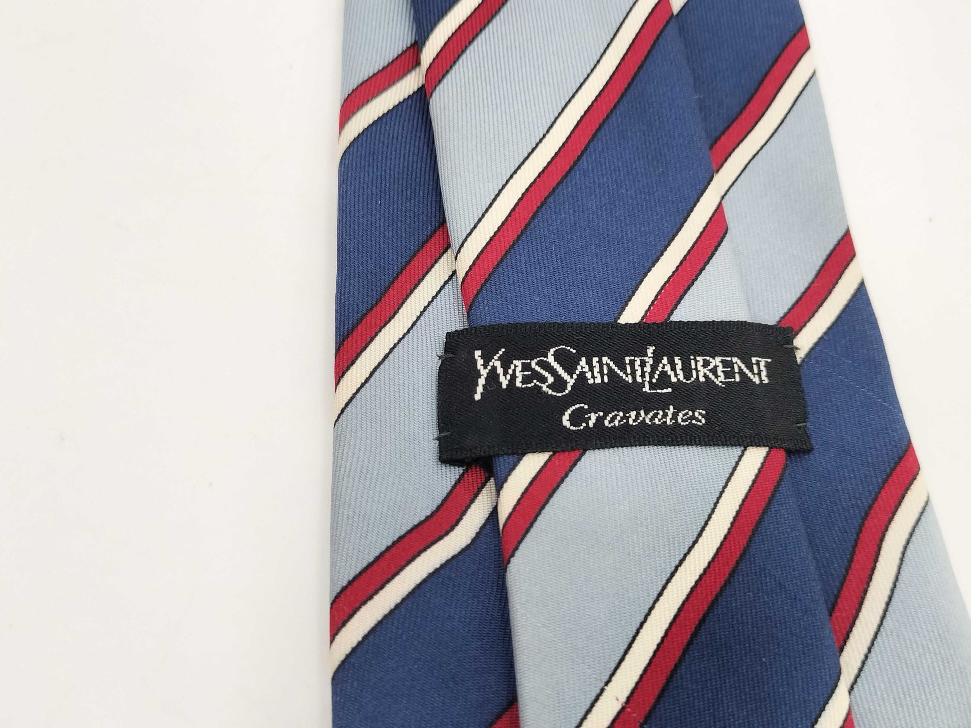Pegasus / 100% Silk / Louis Vuitton / Tie / Year of the Rabbit Limited Edition / Yves Saint Laurent Tie