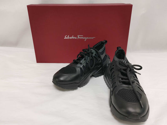 Salvatore Ferragamo Gancini Sneakers in Black