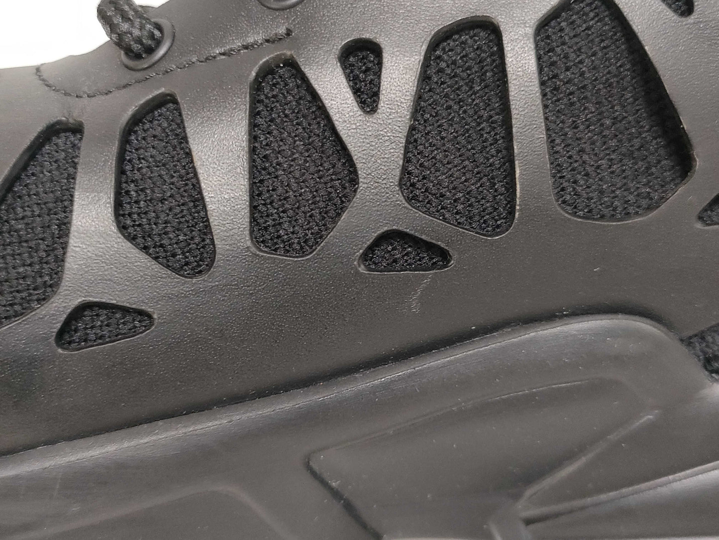Salvatore Ferragamo Gancini Sneakers in Black