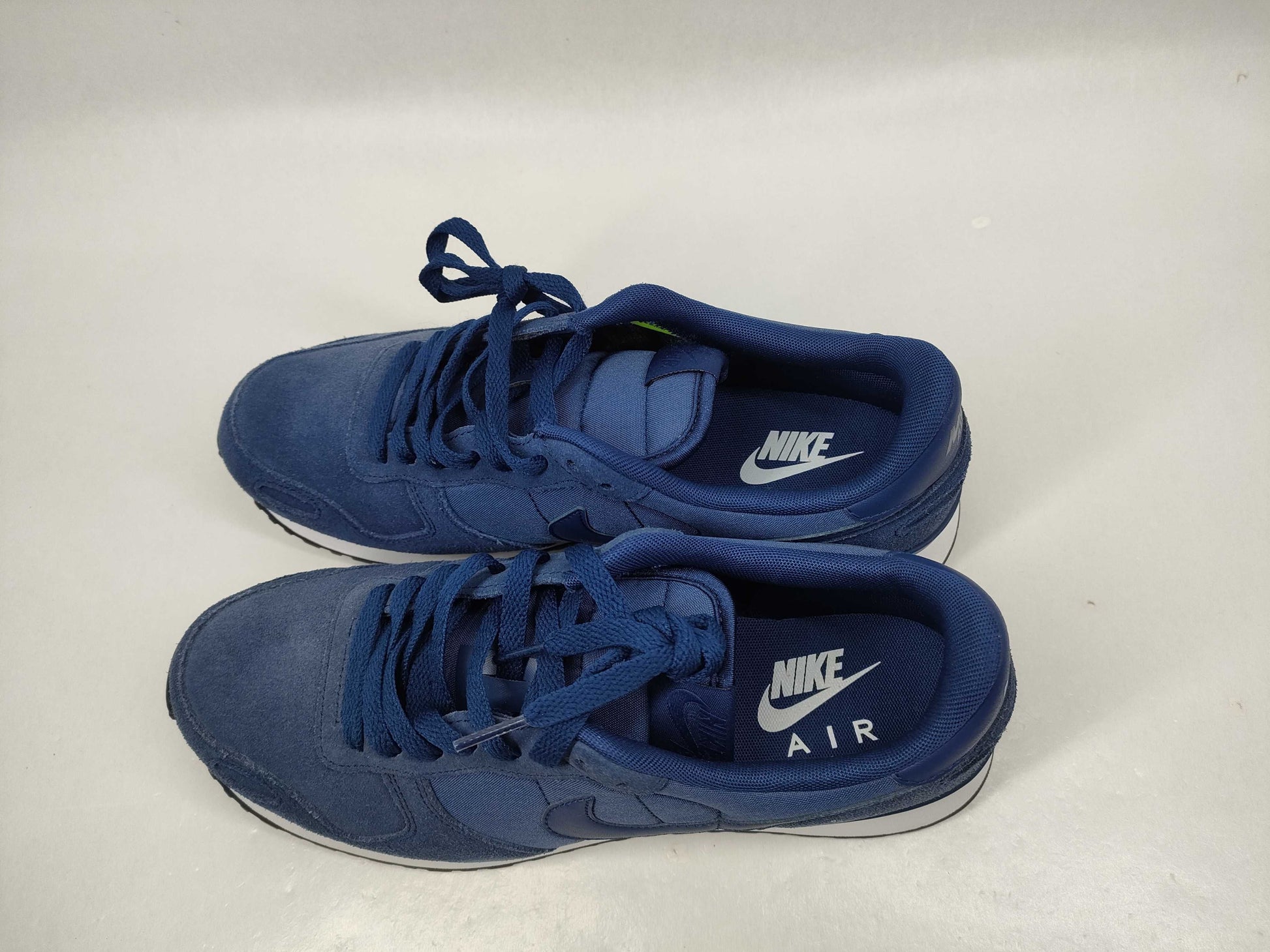 NIKE Air Vortex Leather 918206-401 Sneakers