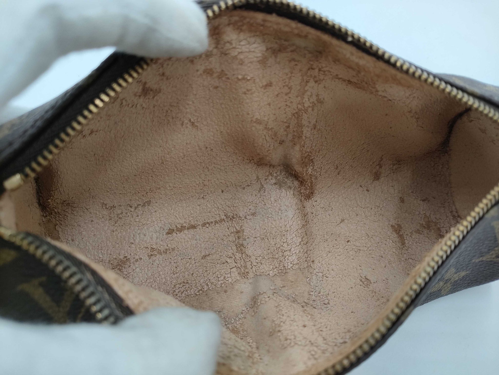 LOUIS VUITTON Monogram Monogram Golf Ball Pouch Other Accessories