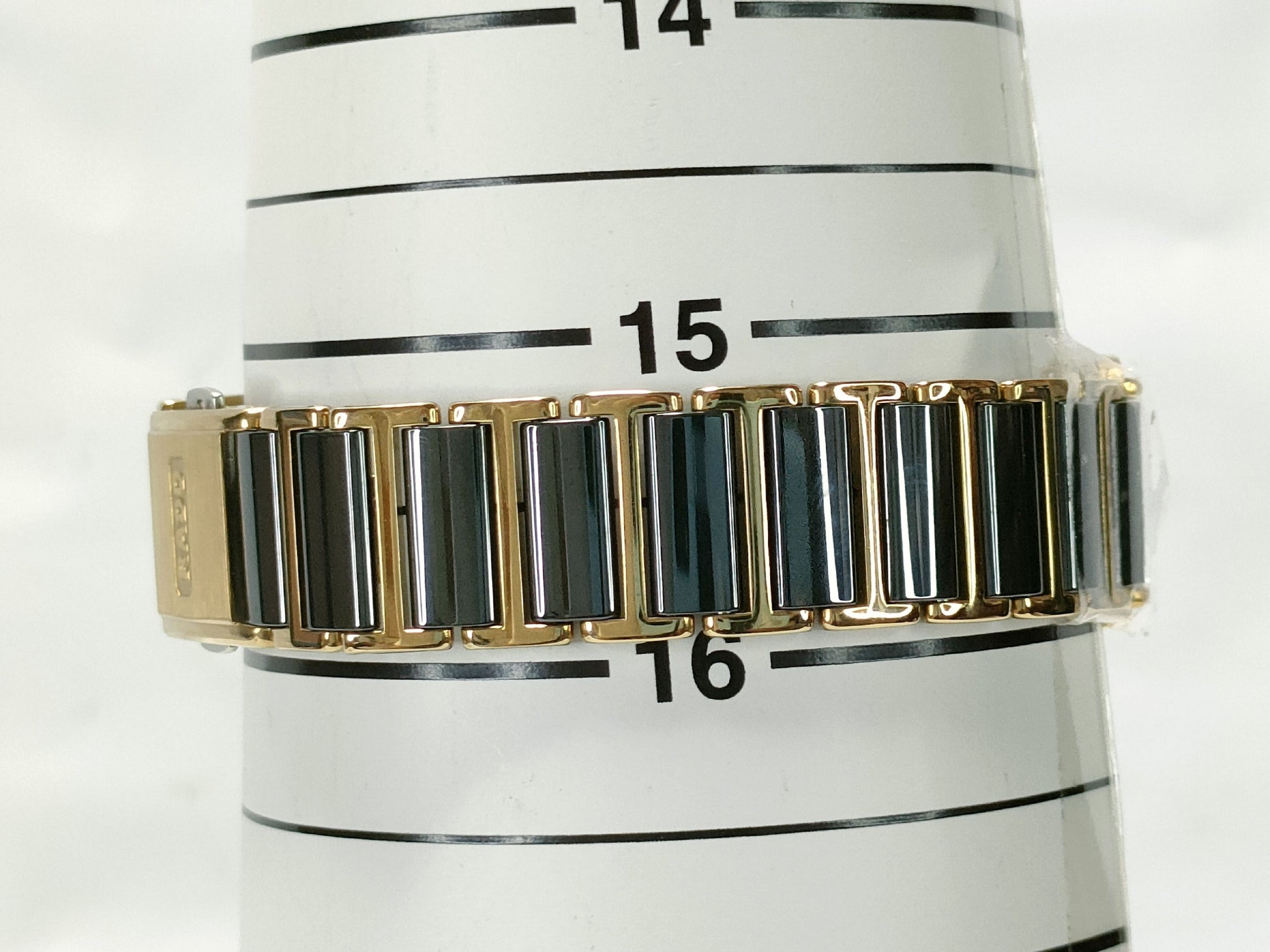 RADO Quartz Unmoving Women's Watch