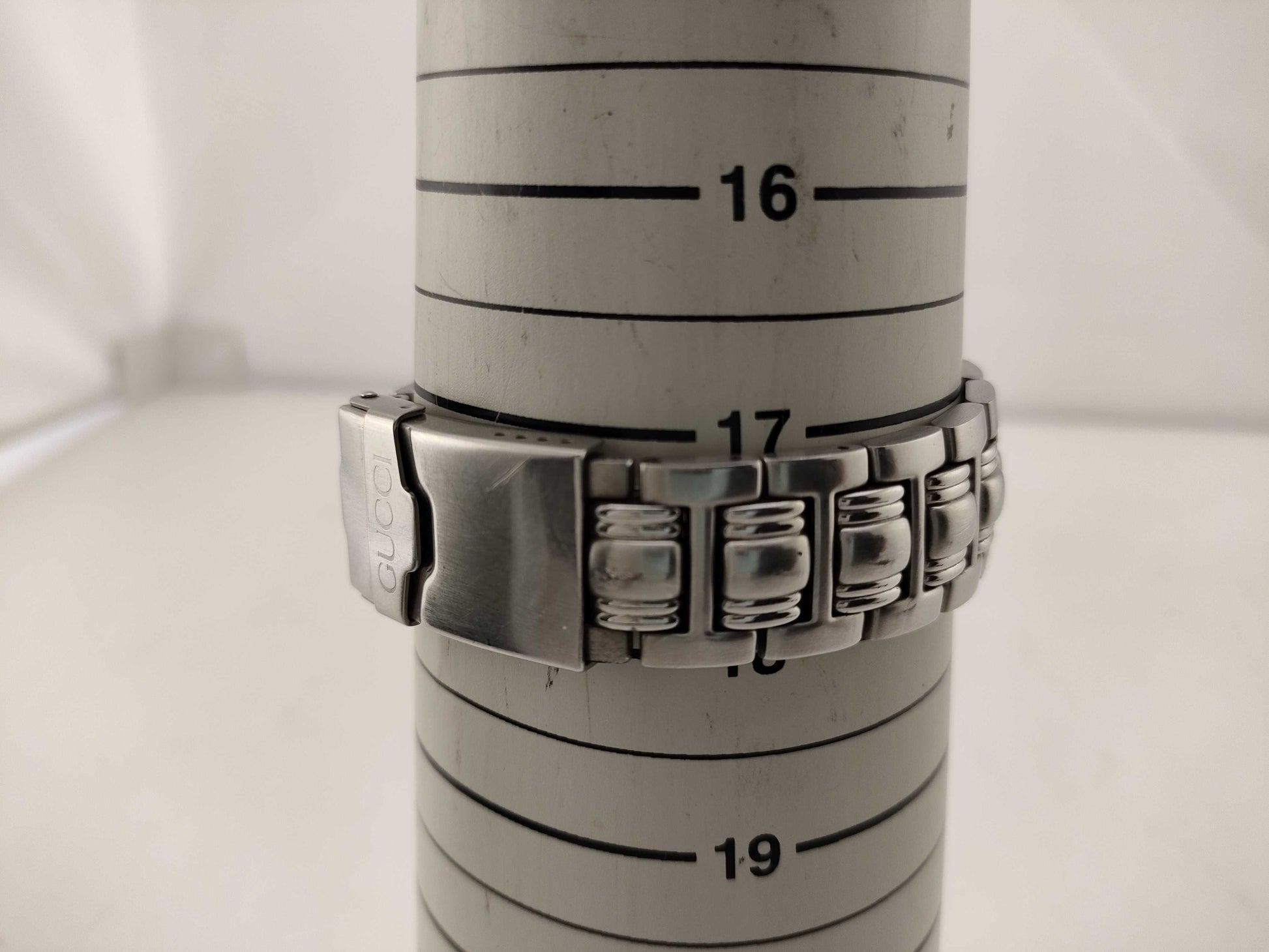 GUCCI 9750M Men's Watch