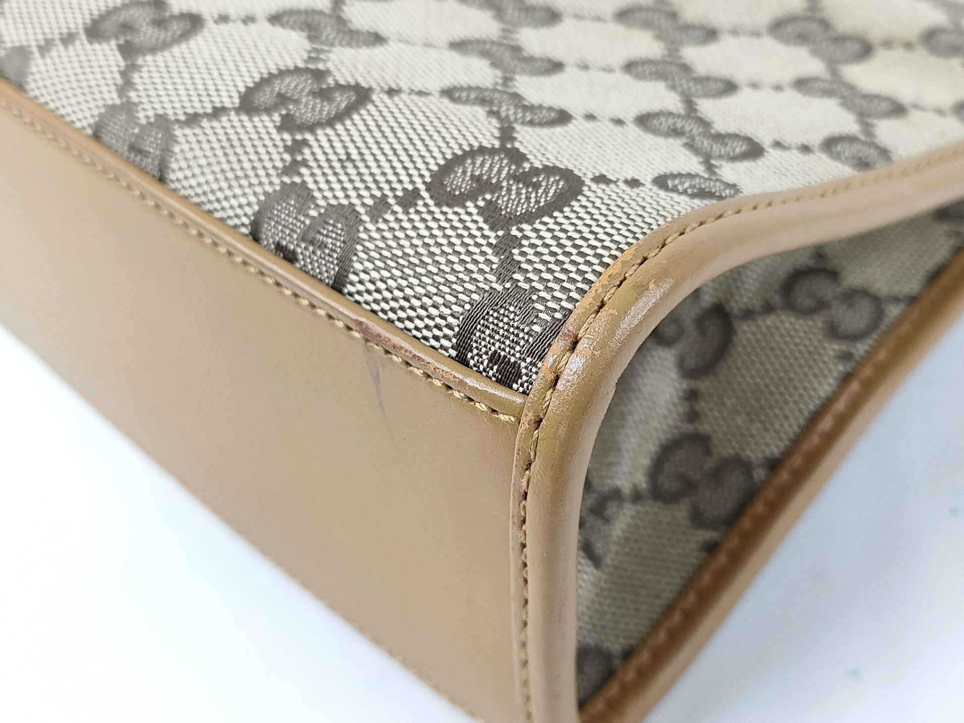 GUCCI GG Canvas Handbag 002, 1068, 2404 Beige Handbag