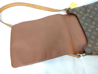 LOUIS VUITTON M51256 Monogram Musette Shoulder Bag
