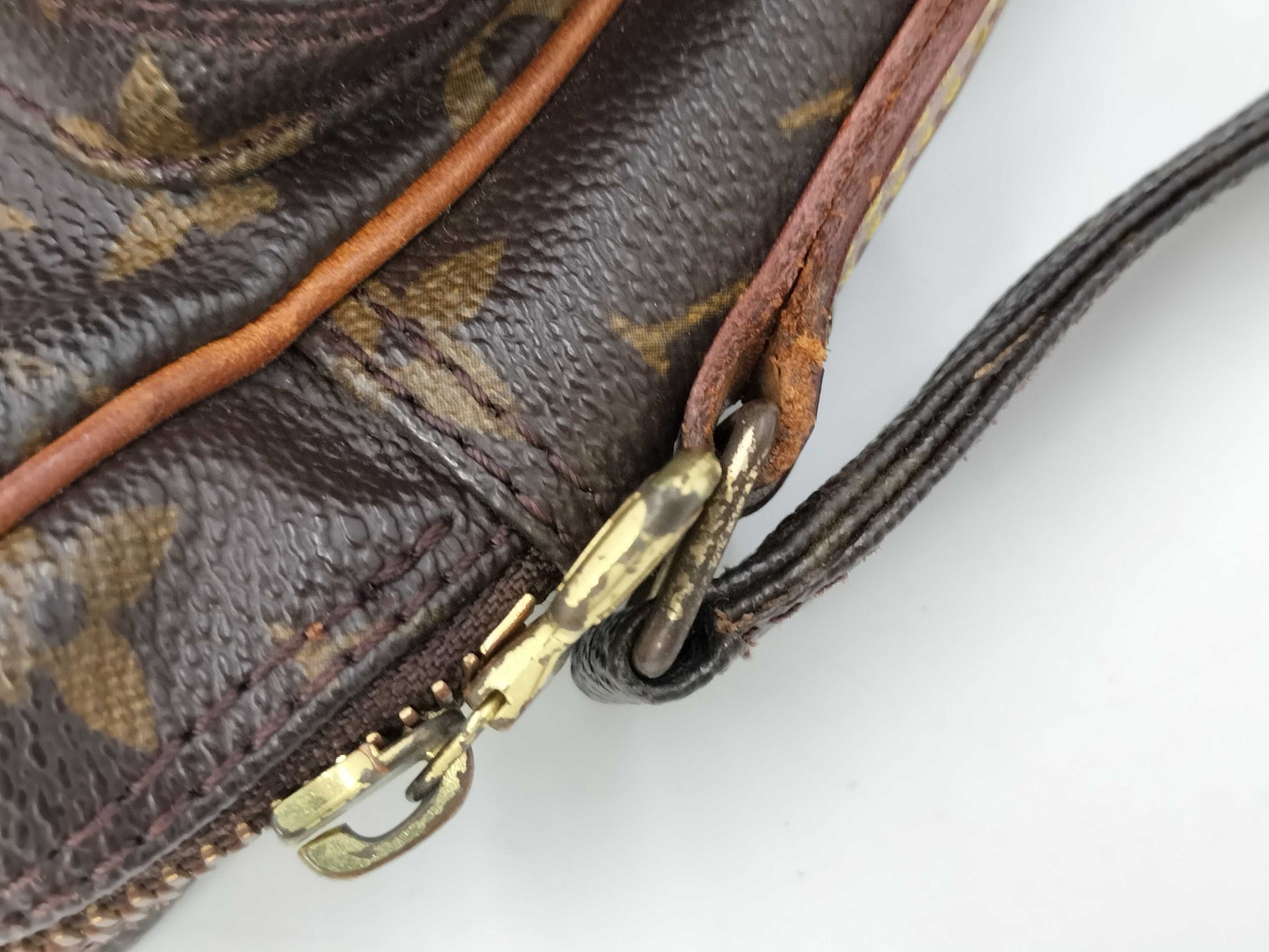 LOUIS VUITTON Monogram M45236 Amazon Shoulder Bag