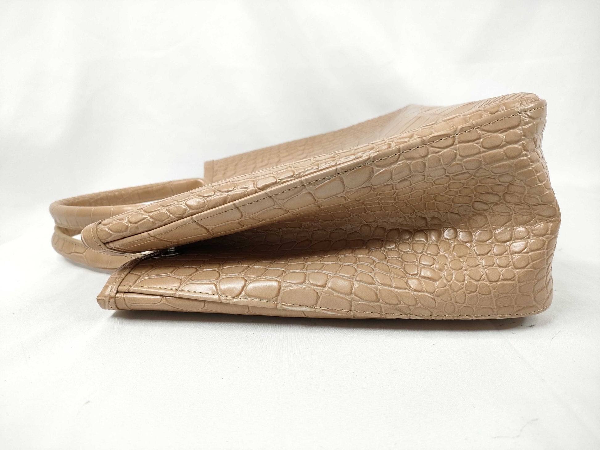 LONG CHAMP Embossed Hand Beige Handbag