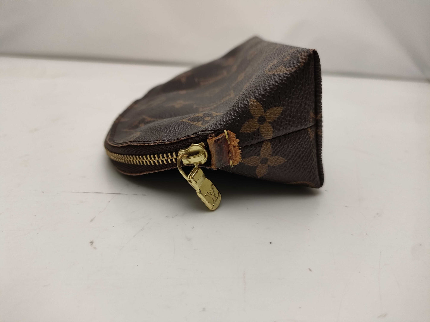LOUIS VUITTON Monogram M47515 Pouch Pouch