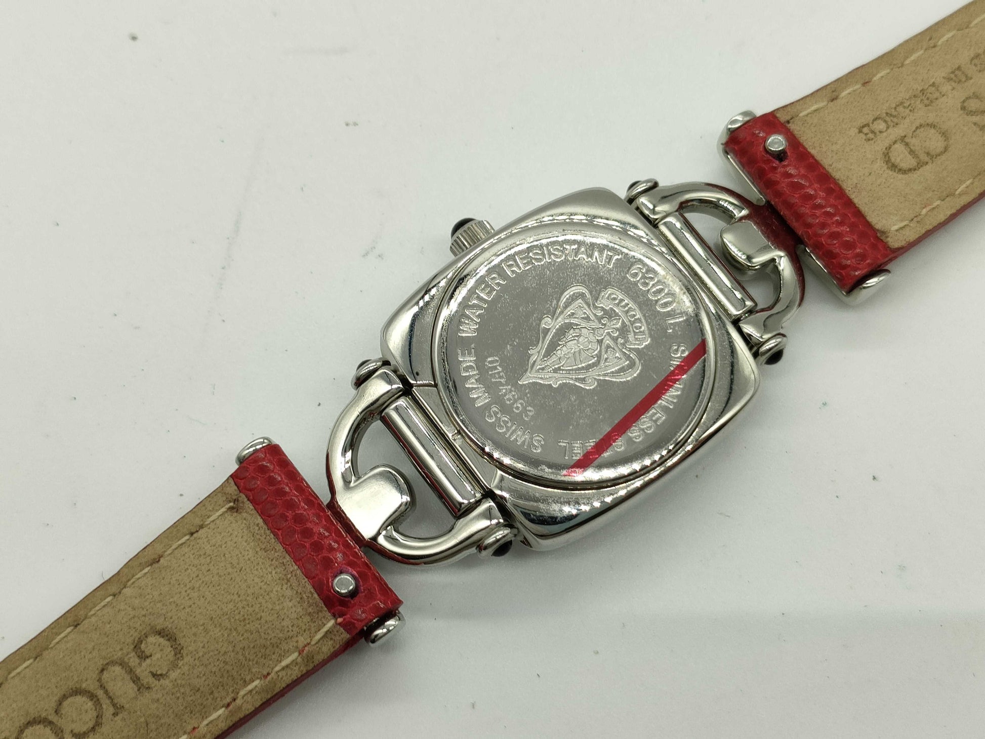GUCCI 6300L White Dial Women's Watch