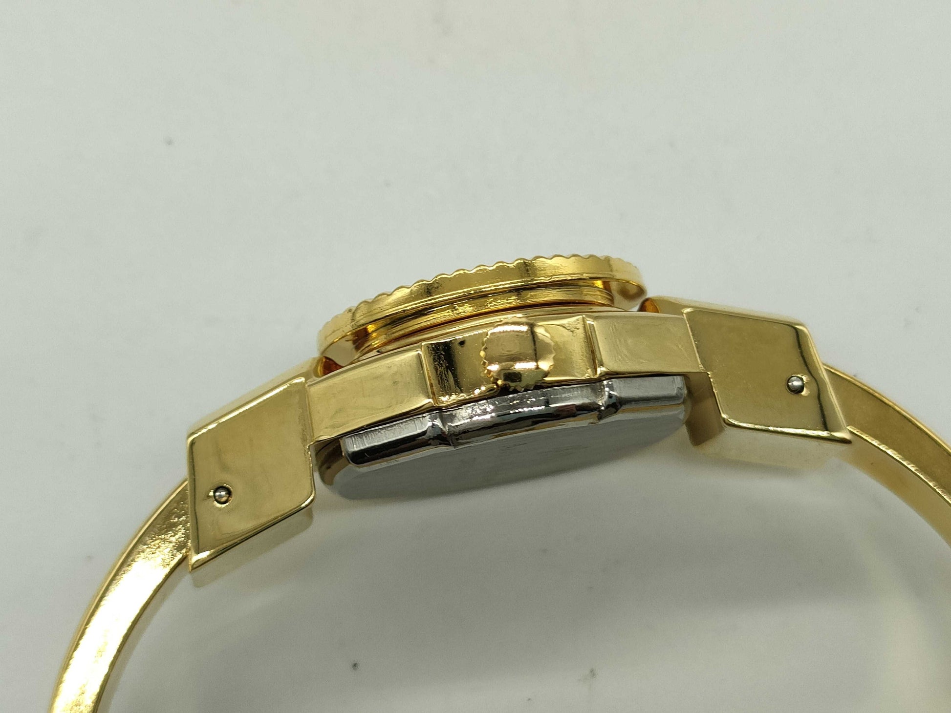 Andremouche Quartz Women's Watch, Unused