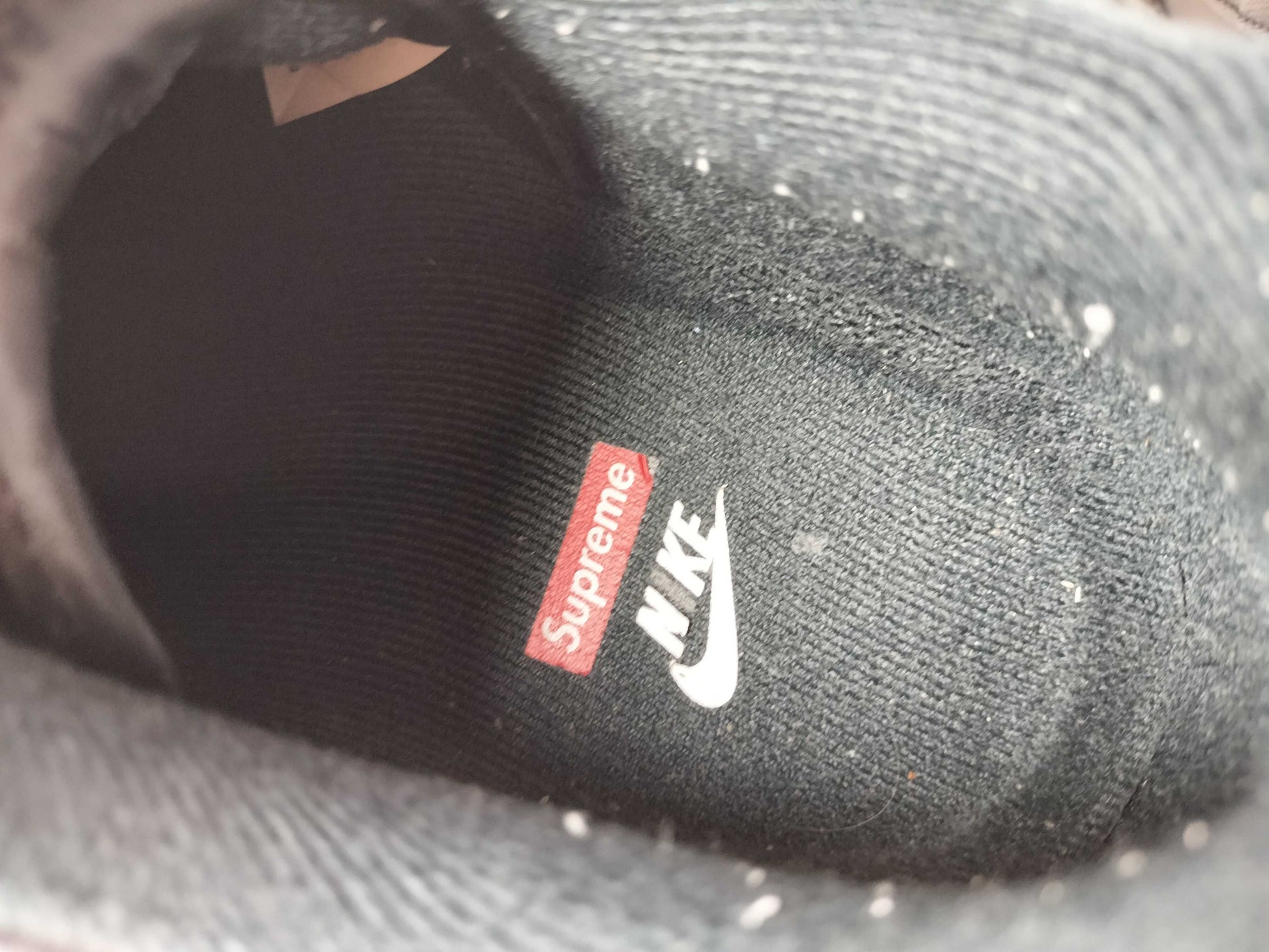 NIKE x Supreme Air Force 1 CU9225 100 with box