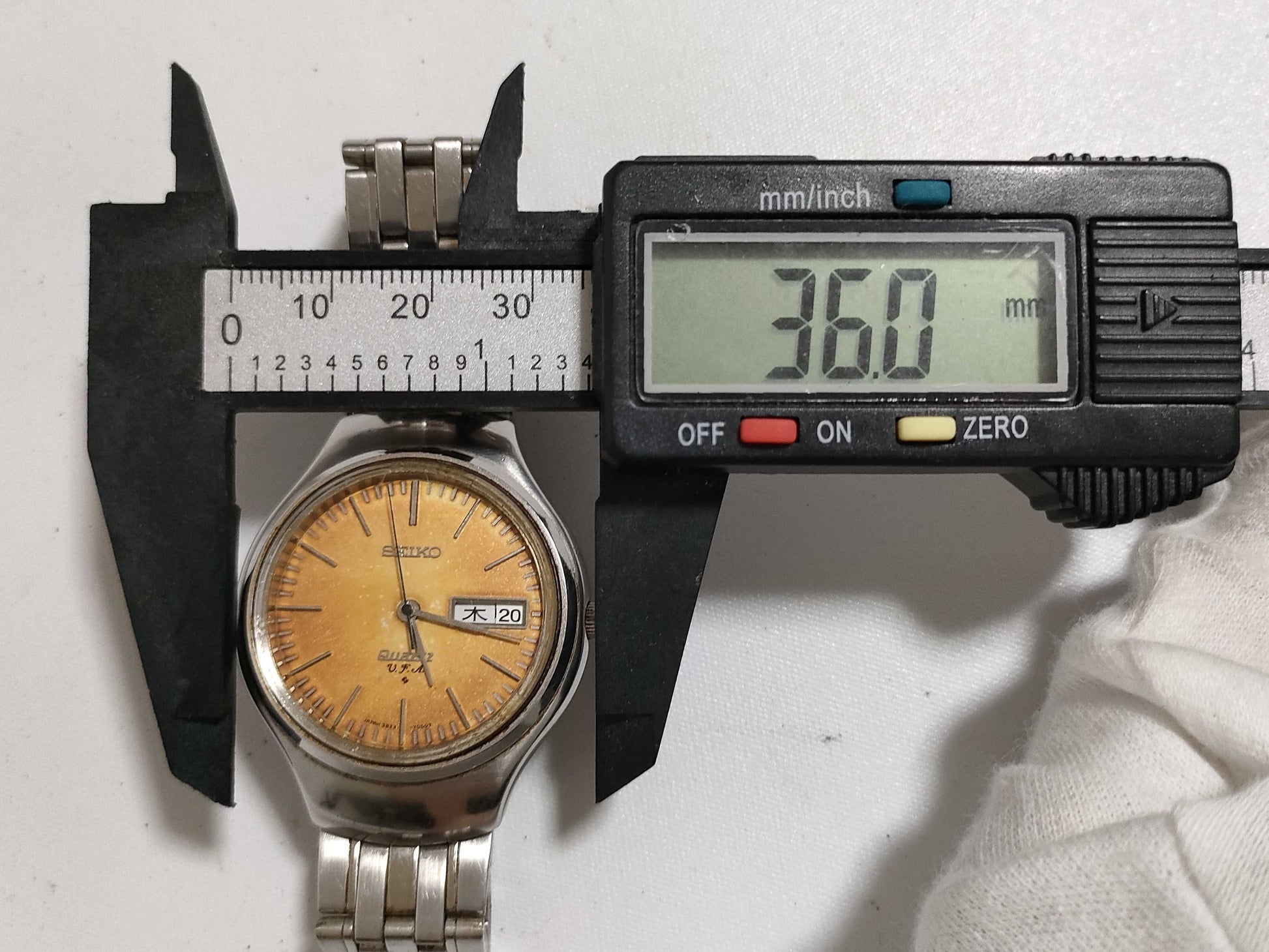 SEIKO VFA 3823-7000 Unoperated Men's Watch