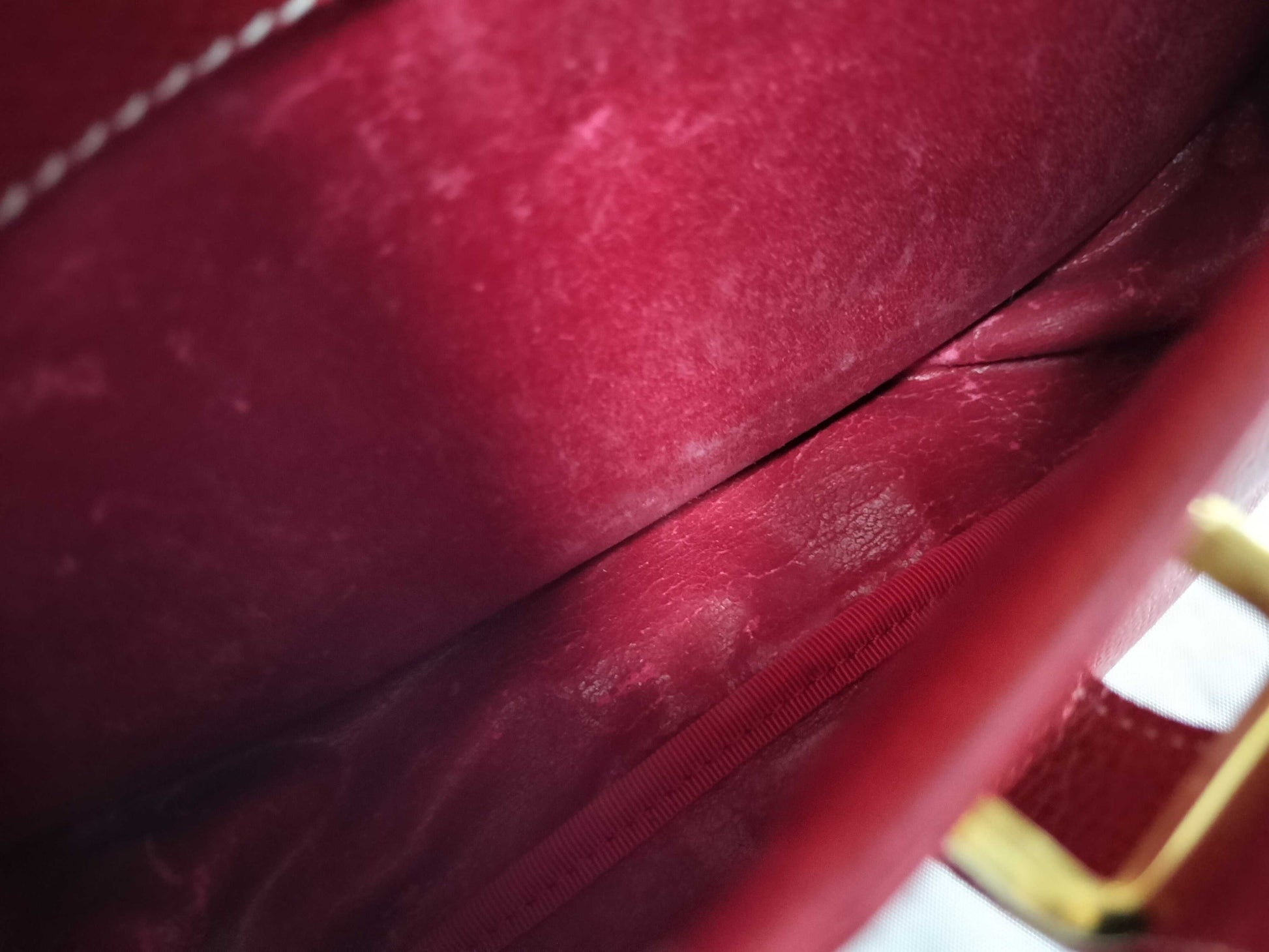 LOEWE Anagram Leather Shoulder Bag in Red 
