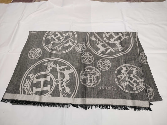 HERMES tagless scarf scarf