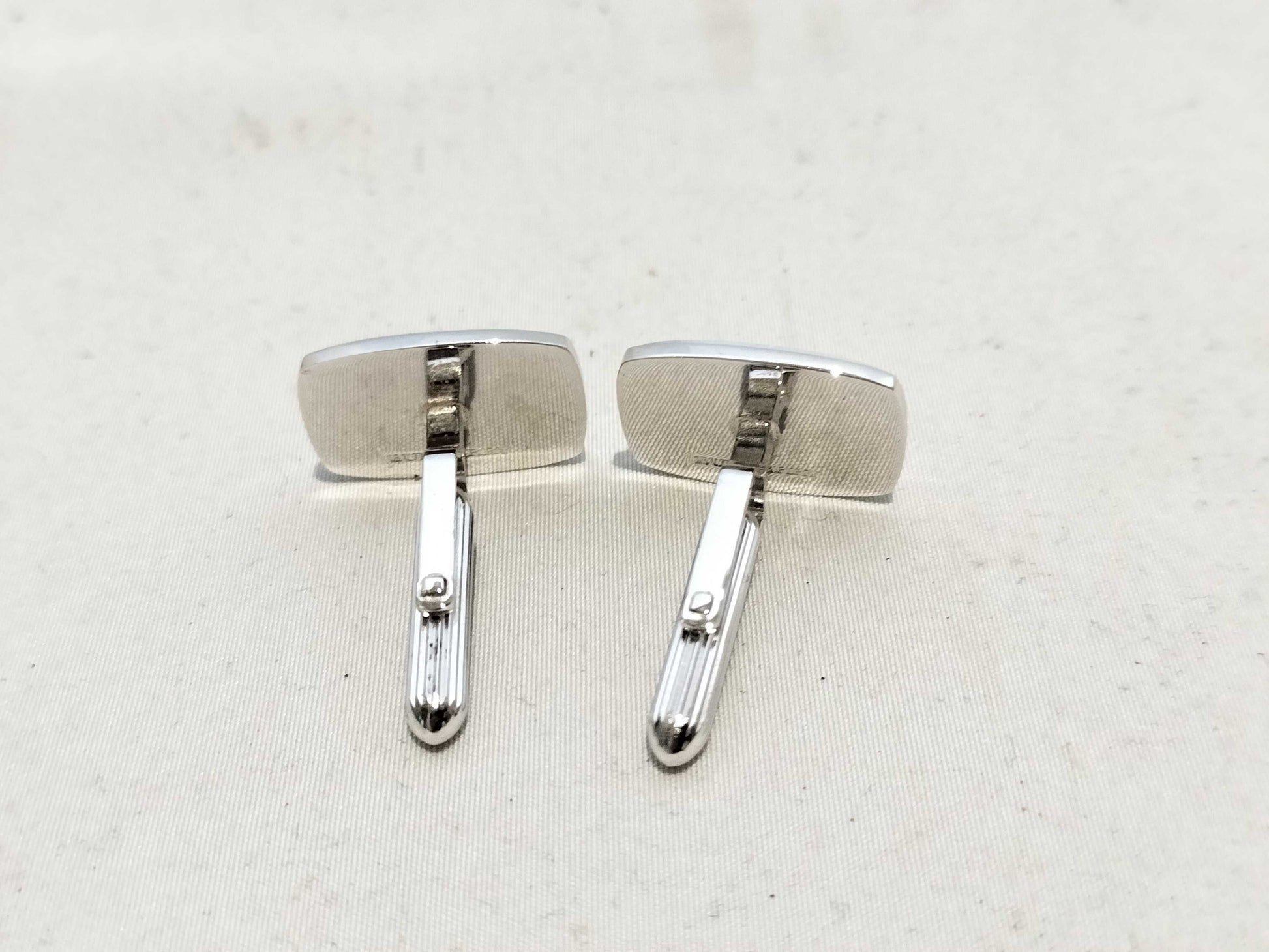 BURBERRY Boxed Silver Cufflinks with Horse Logo