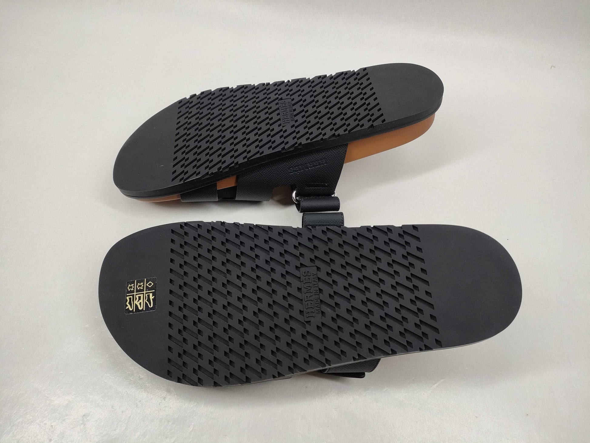 HERMES Chypre Black Sandals