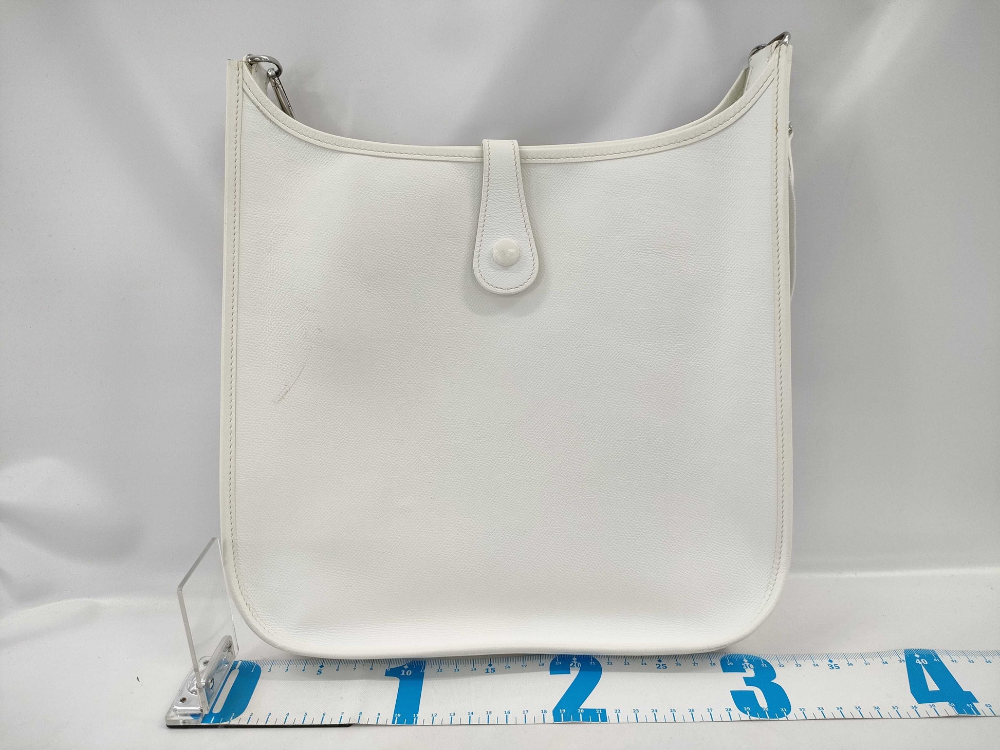 HERMES □I engraved Evelyn I shoulder bag