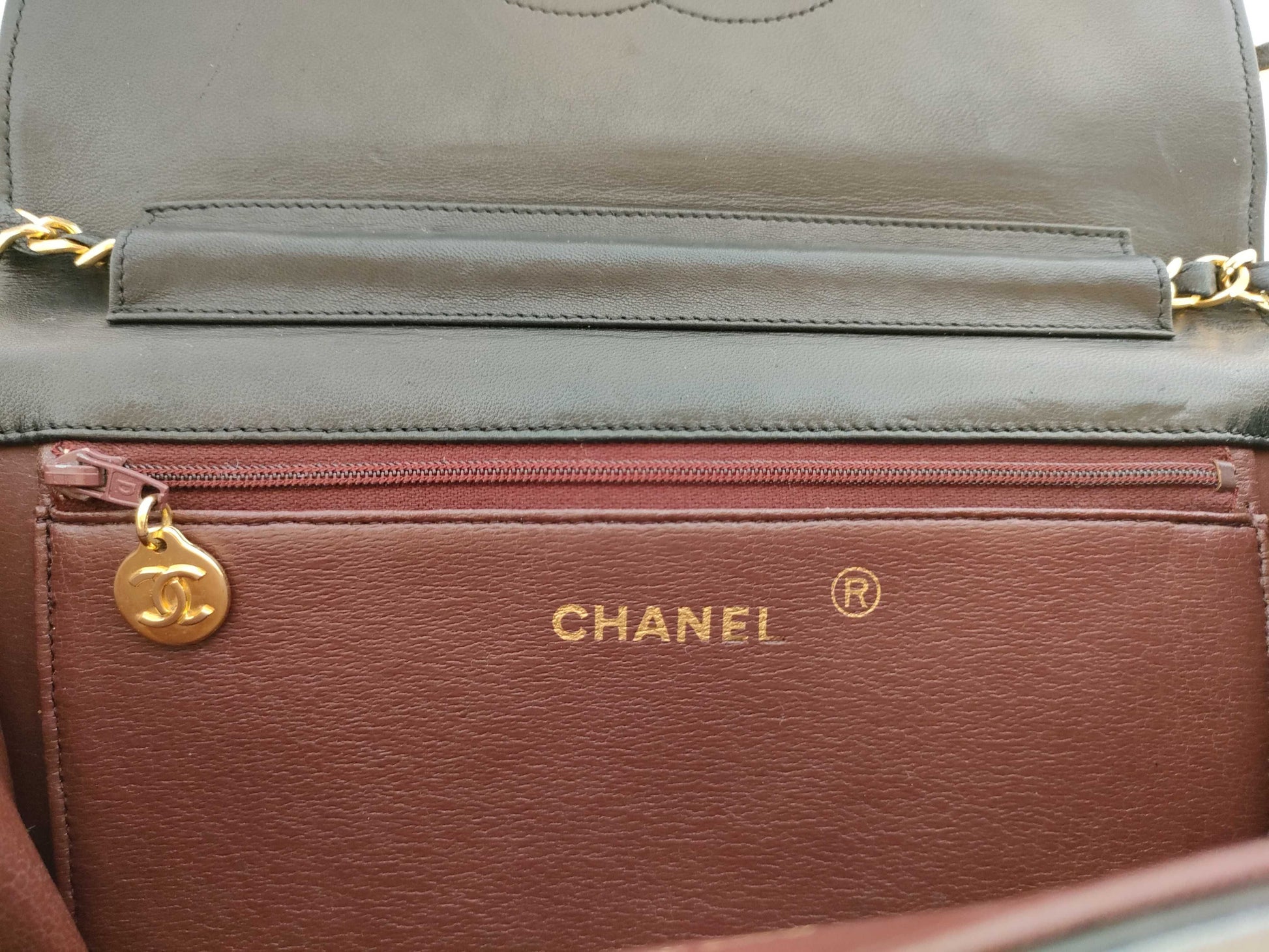 CHANEL [No sticker card] Calfskin chain wallet bag shoulder bag