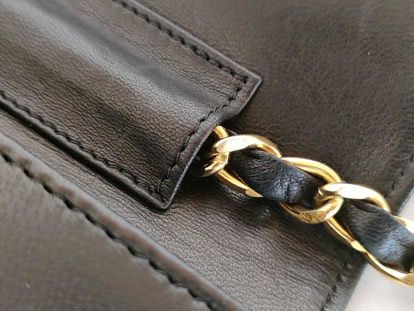 CHANEL [No sticker card] Calfskin chain wallet bag shoulder bag