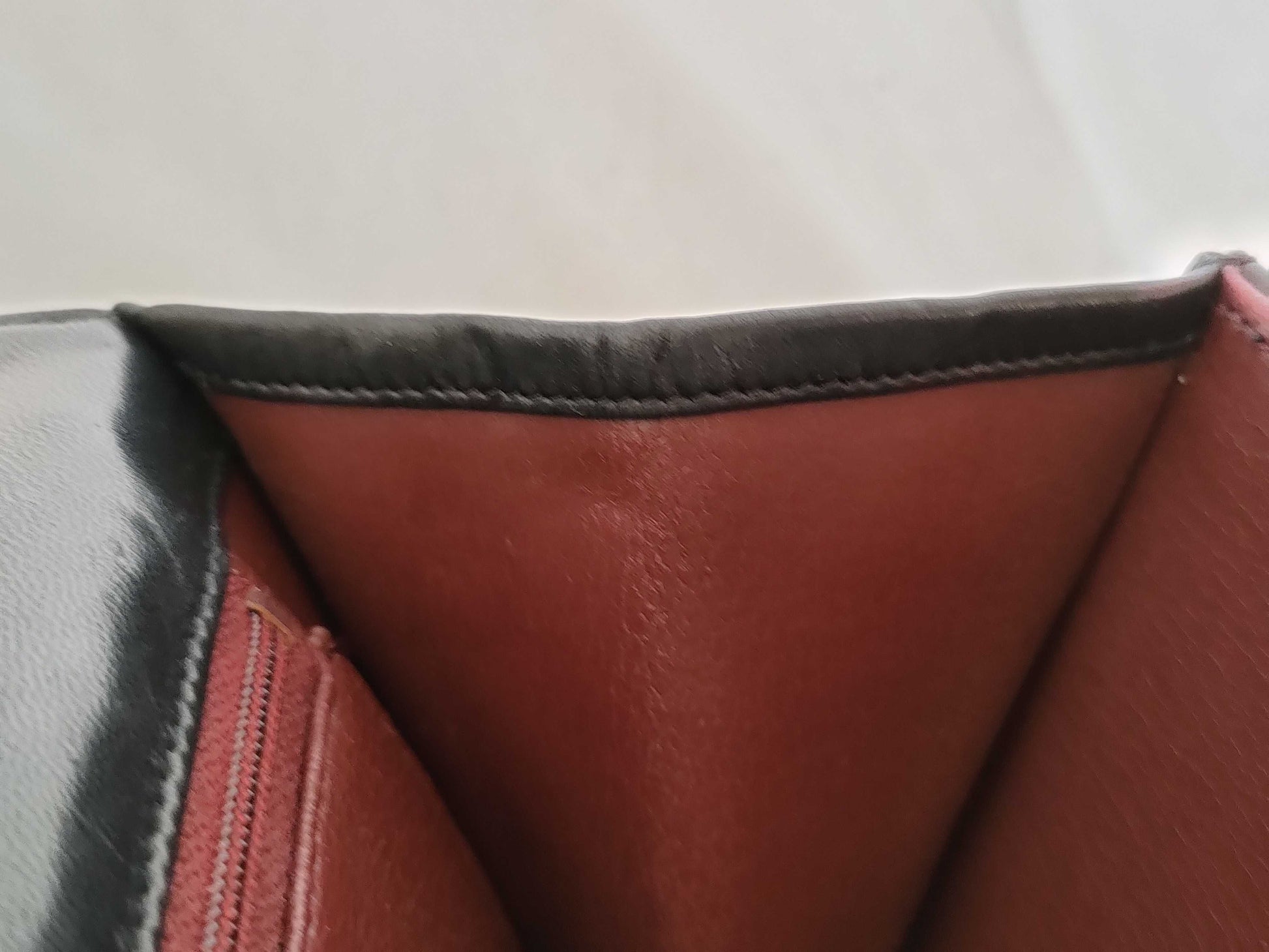 CHANEL [No sticker card] Calfskin chain wallet bag shoulder bag