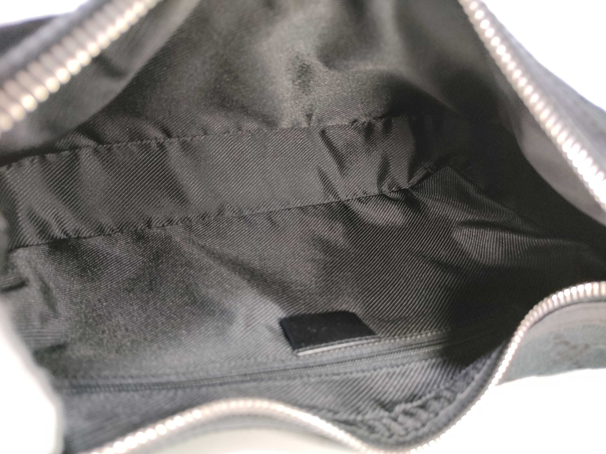 GUCCI GG Canvas 001 3812 2123 Shoulder Bag