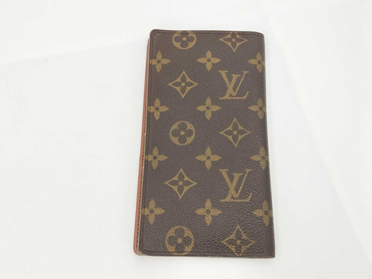 LOUIS VUITTON Monogram Bifold Wallet
