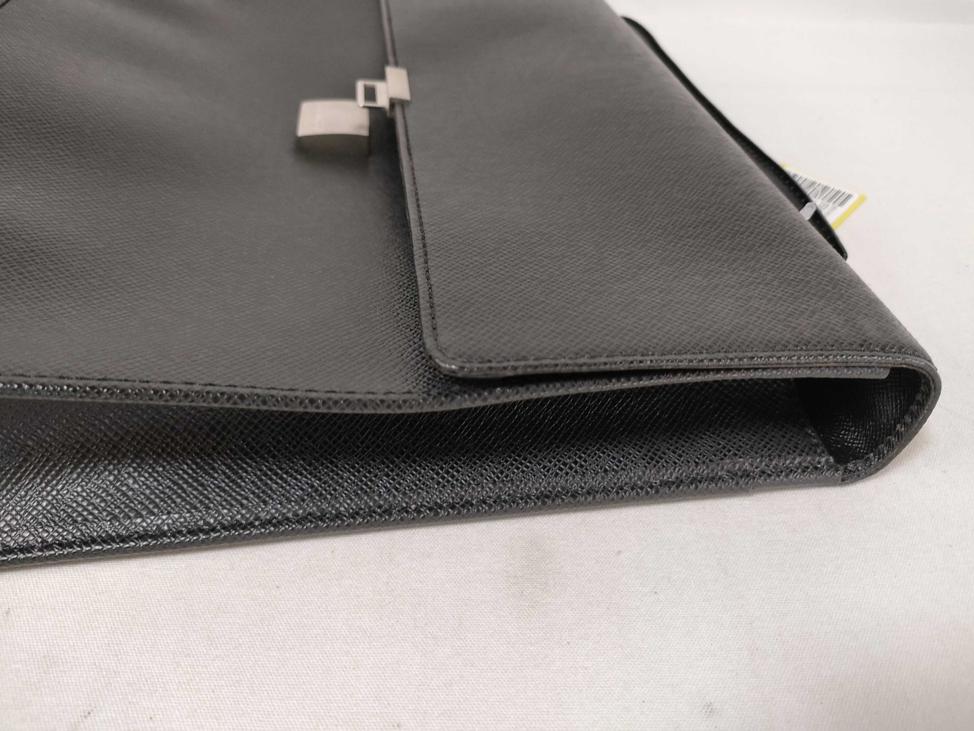 LOUIS VUITTON M30772 Taiga Business Angara Business Bag