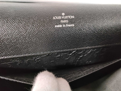 LOUIS VUITTON M30772 Taiga Business Angara Business Bag