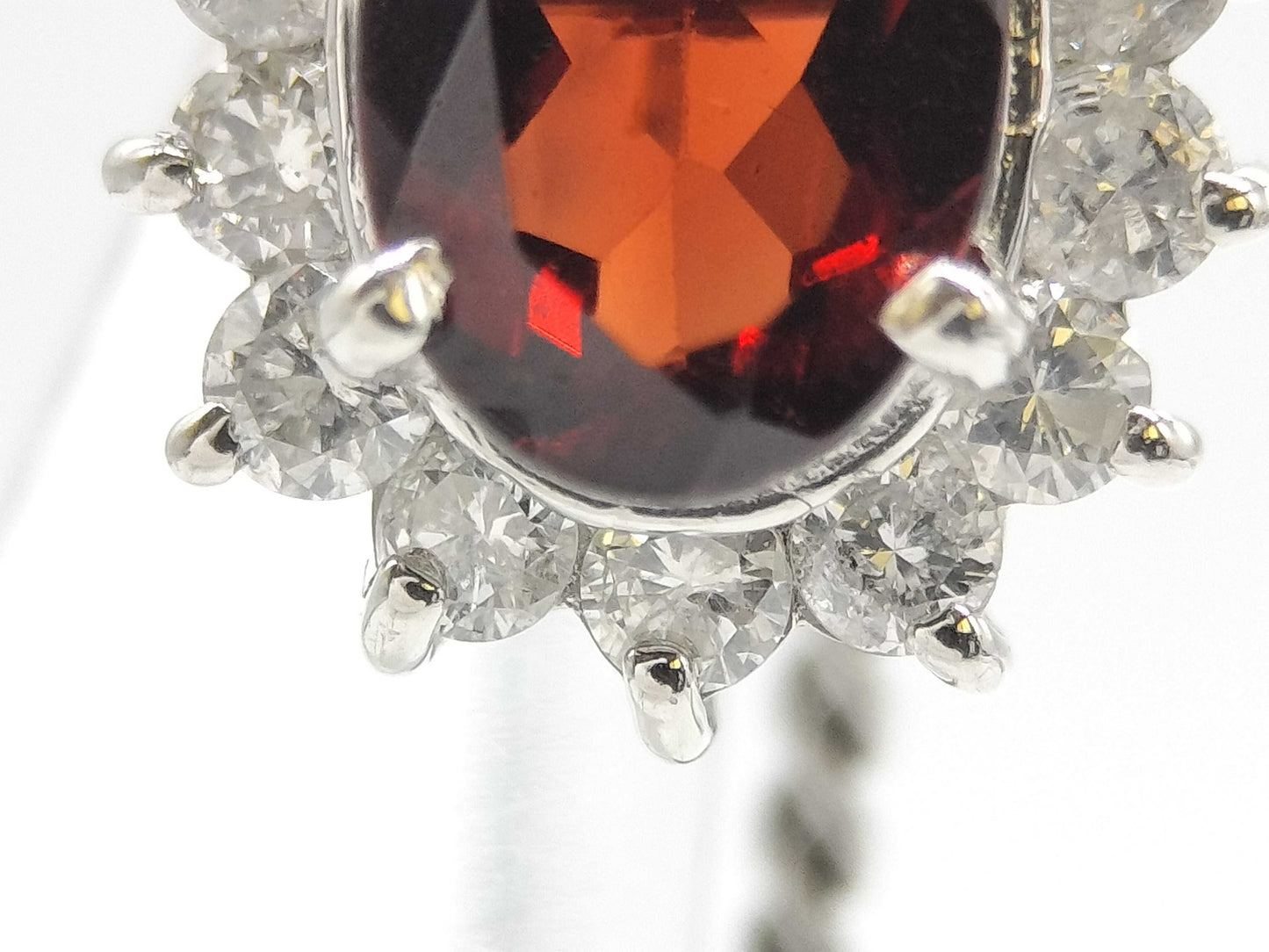Garnet and Diamond PT900/850 5.6g Necklace 