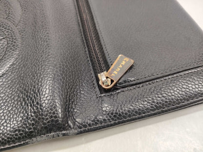 CHANEL Caviar Skin Coco Mark Tri-fold Wallet / Prada Wallet