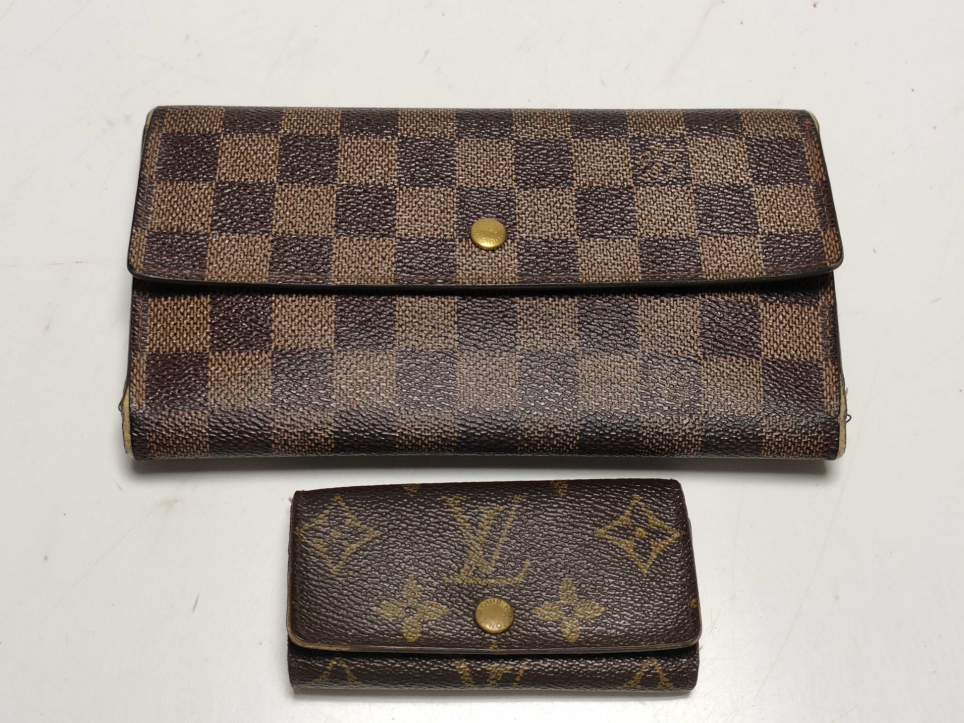 LOUIS VUITTON Monogram Key Case/Damier Long Wallet Set of 2 Wallets
