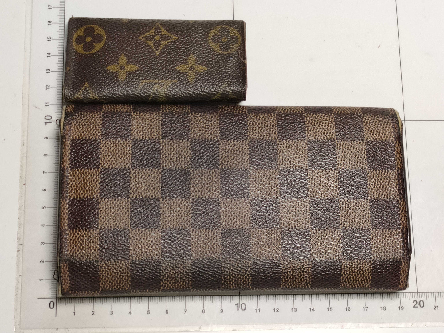 LOUIS VUITTON Monogram Key Case/Damier Long Wallet Set of 2 Wallets
