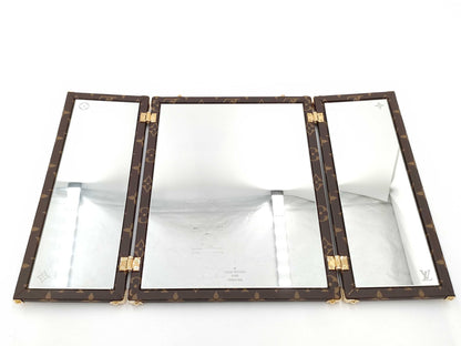 LOUIS VUITTON Monogram GI0554 Home Mirror Trunk Other Accessories