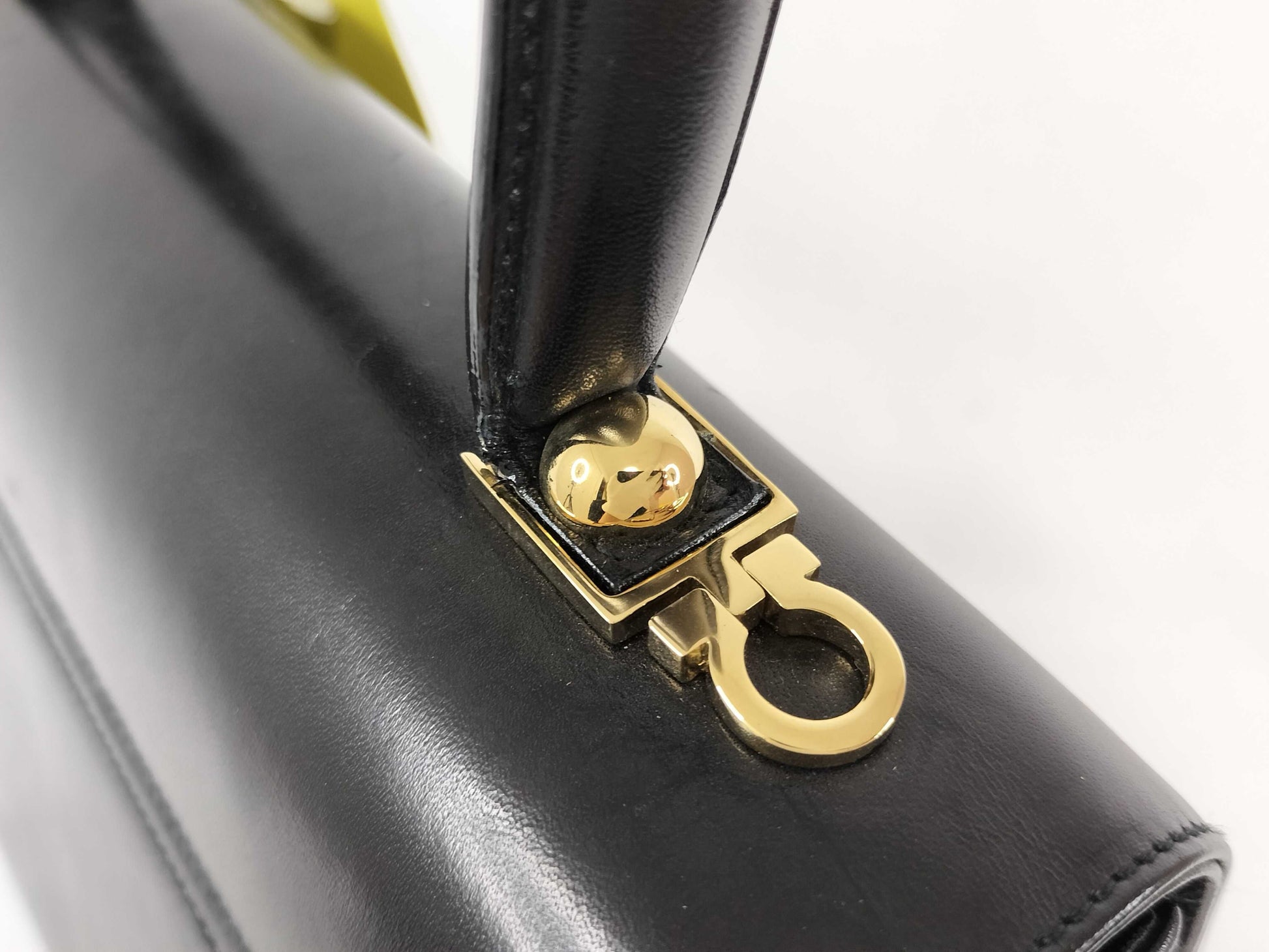 Salvatore Ferragamo Gancini 2-way handbag