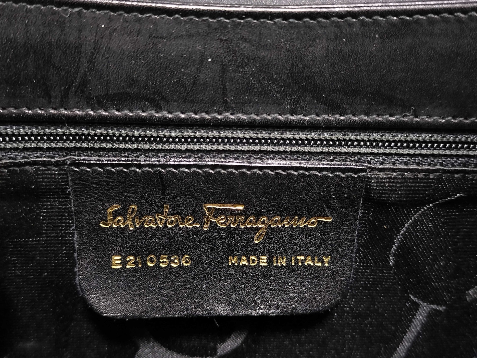Salvatore Ferragamo Gancini 2-way handbag