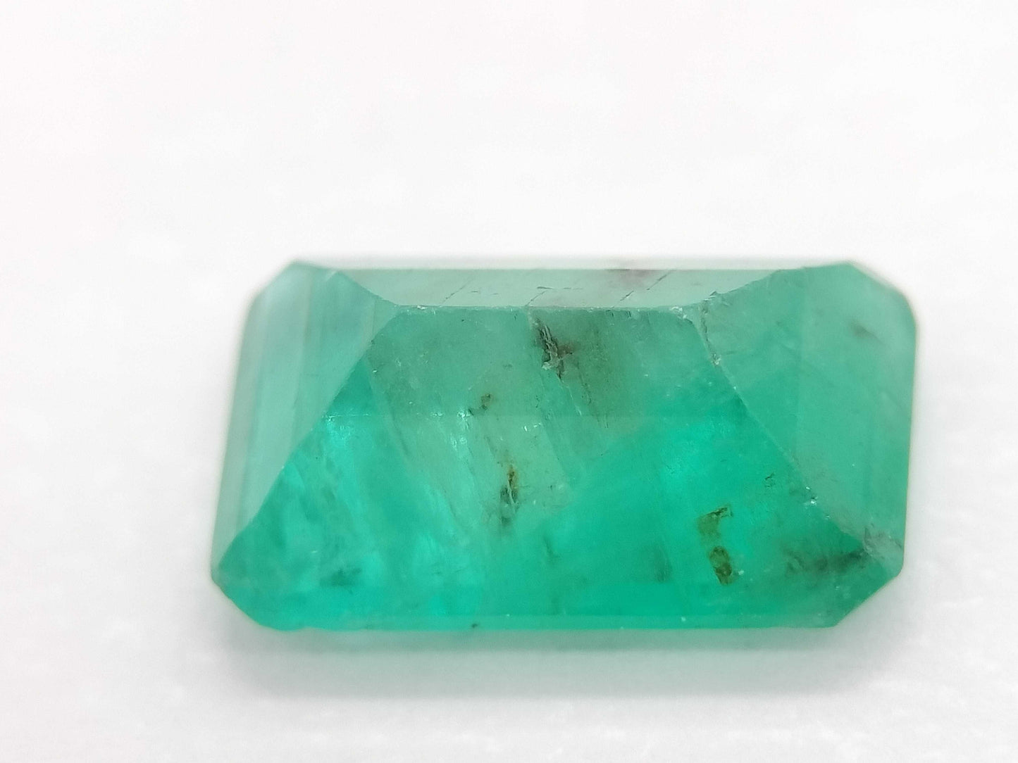 E3.85ct Colored Stone Loose