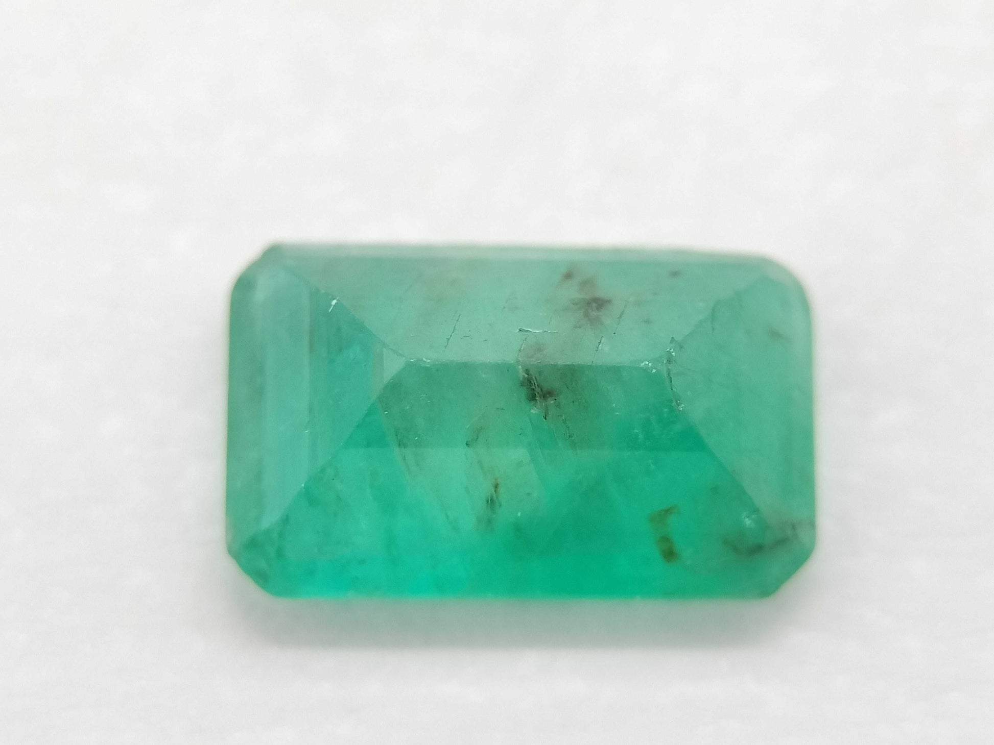E3.85ct Colored Stone Loose