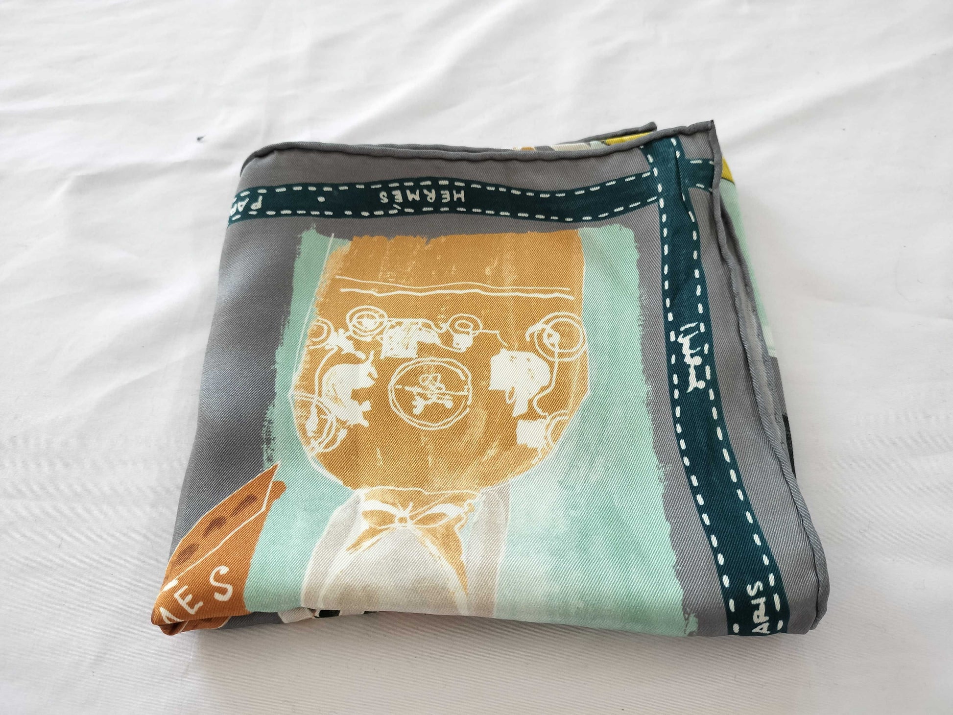 HERMES Jaime mon Carre/Carré 70 Scarf
