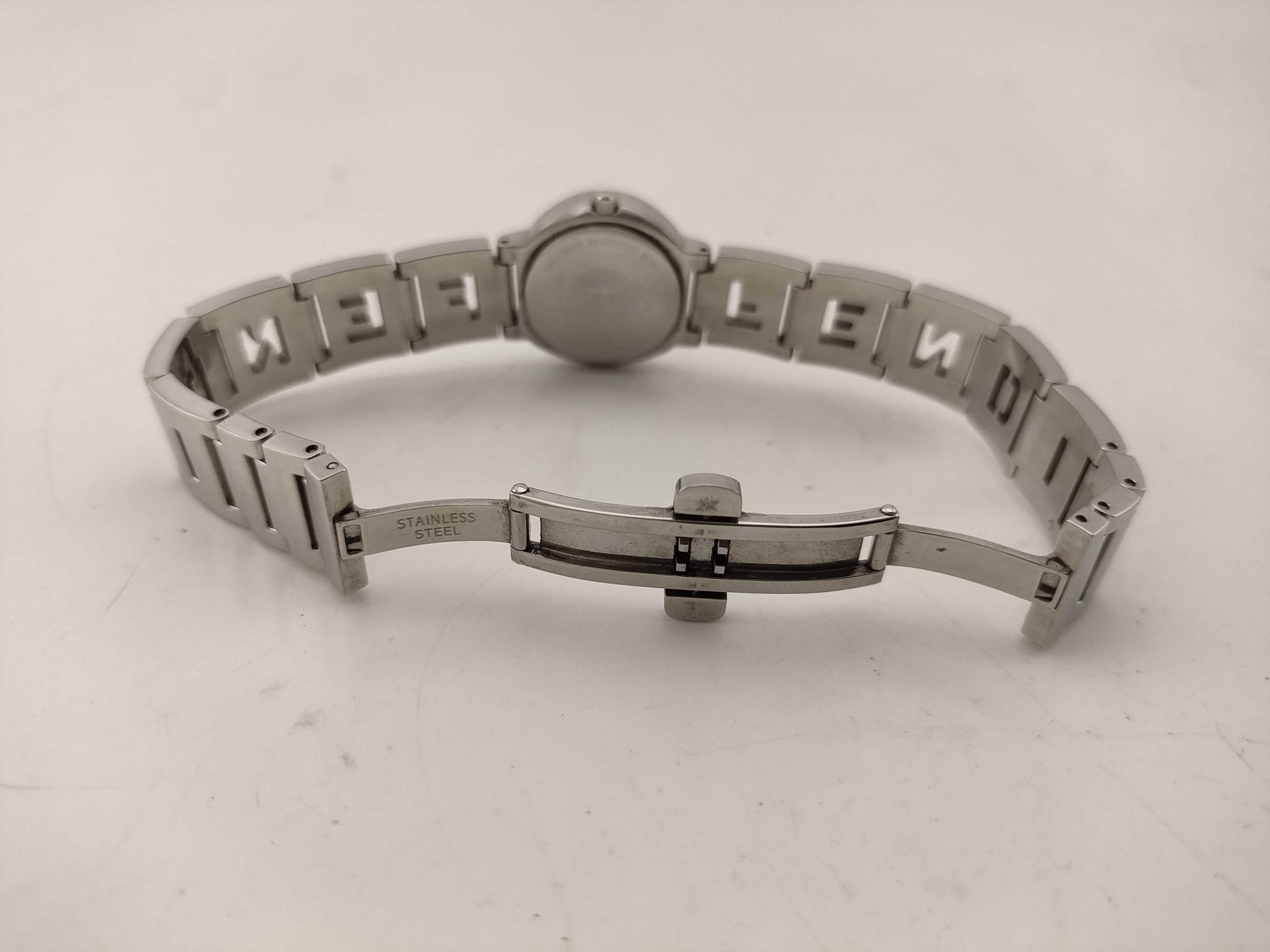 FENDI 3050 L 043 587 Women's Watch