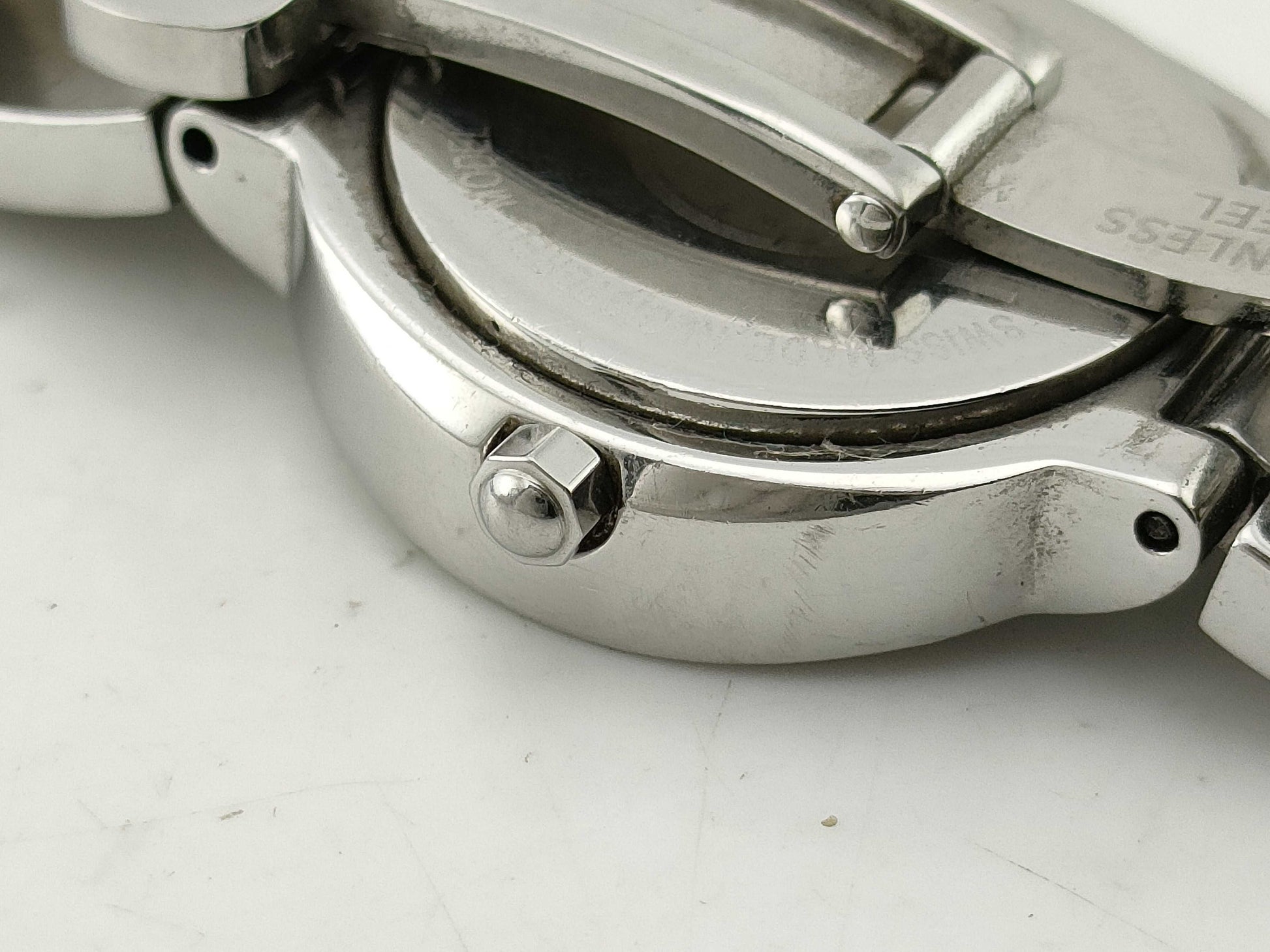 FENDI 3050 L 043 587 Women's Watch